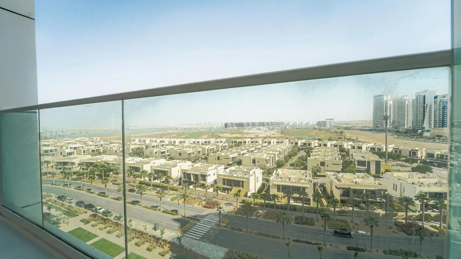 Studio In Damac H1 By Deleguest Dubai