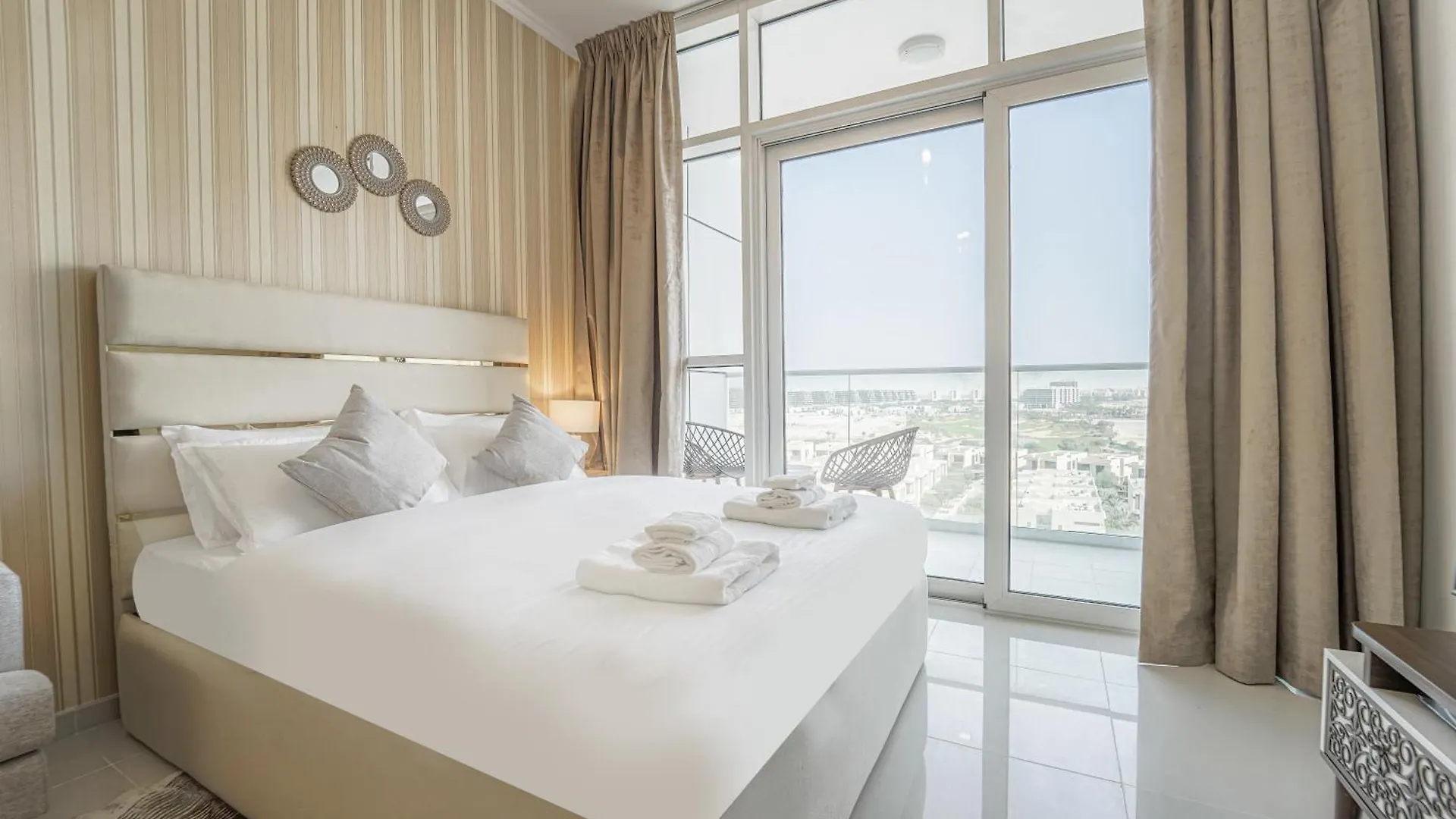 Studio In Damac H1 By Deleguest contacts