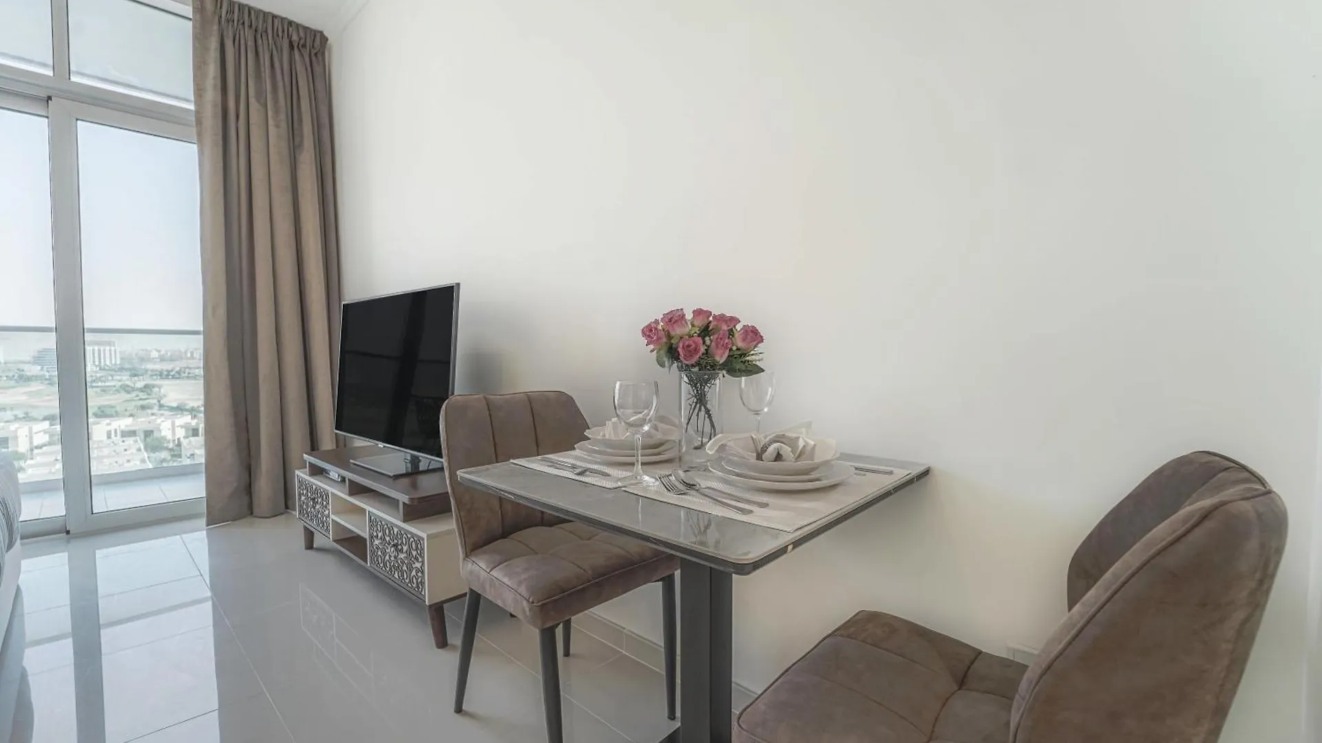 Studio In Damac H1 By Deleguest Dubai 0*,  United Arab Emirates